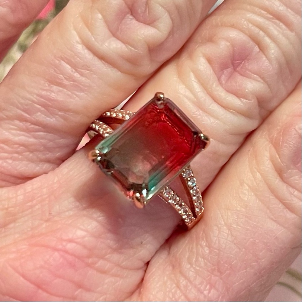 SIMULATED WATERMELON TOURMALINE AND CLEAR CRYSTAL ROSE GOLD TONE RING SIZE 8